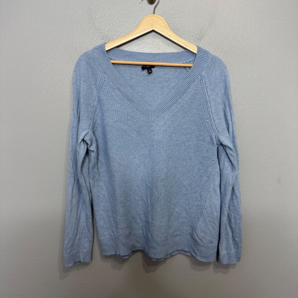 TALBOTS v neck light blue cashmere & wool blend sweater size LP